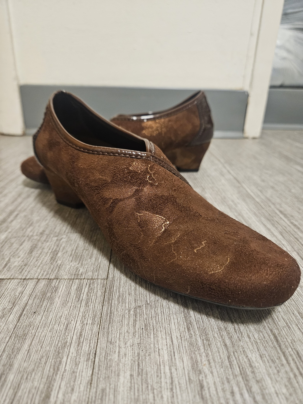 Vintage Helle Brown Suede Slip-On Loafers